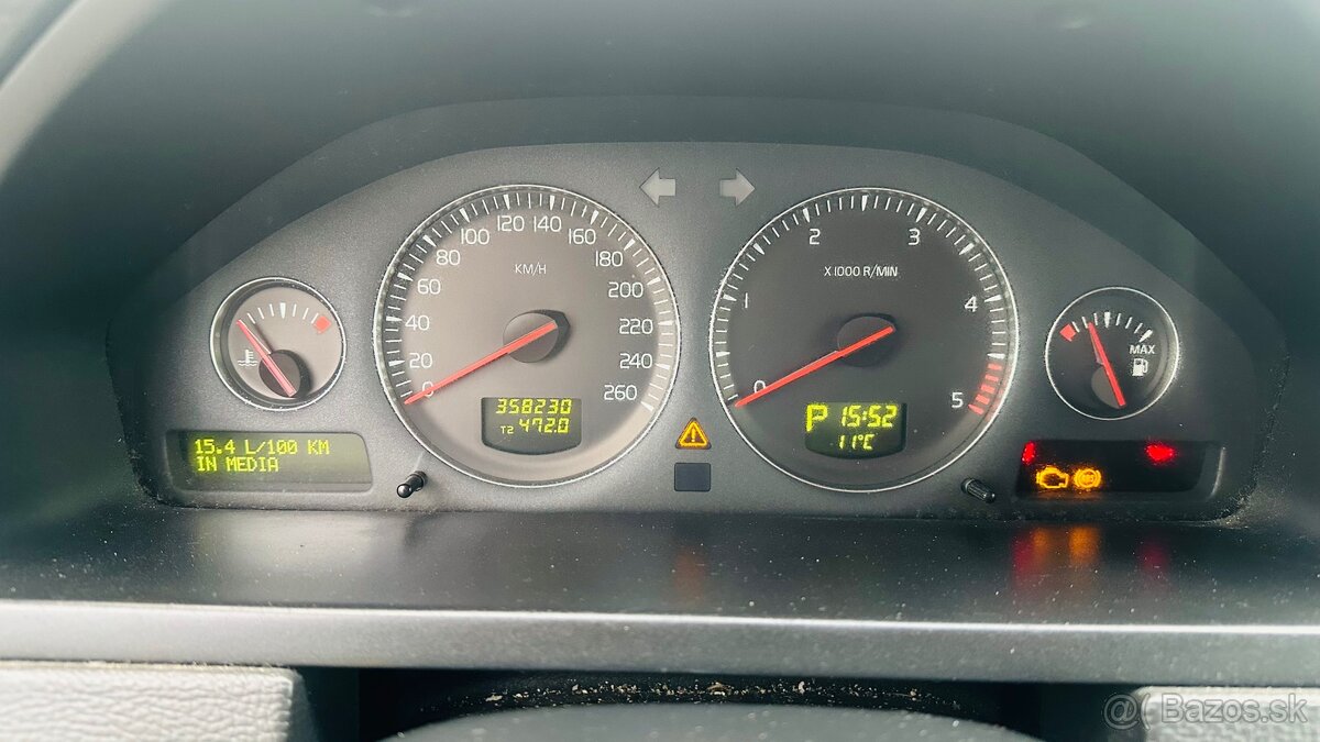 Volvo XC90 2.4 d automat 4x4 - 14