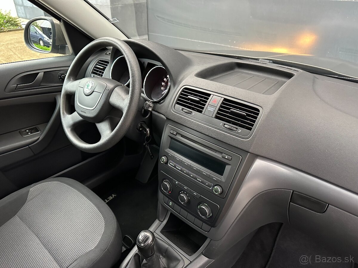 Škoda Yeti 1.4TSI Ambition-90kW-r.v 2/2014 - 14