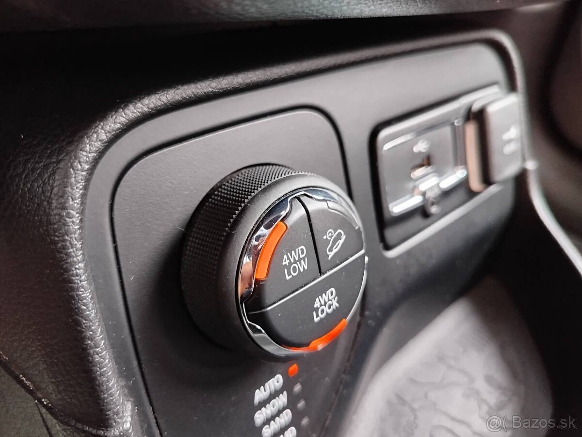 Jeep Renegade 2.0 4X4 AUTOMAT / UZAVIERKA - 14