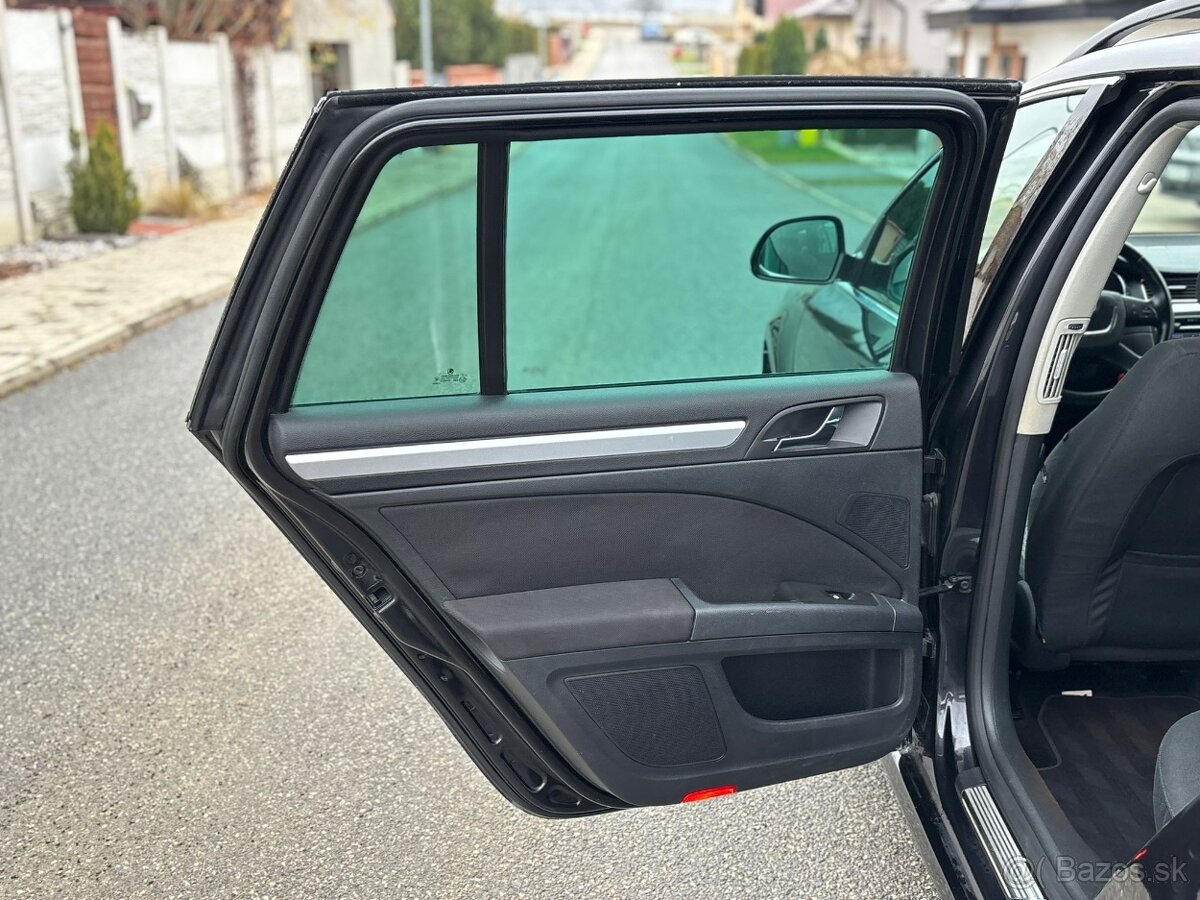 Škoda Superb Combi 2.0 TDI CR DSG 273000km 2011 - 14