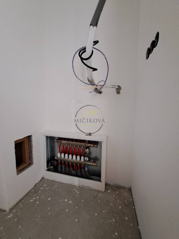 Predáme 4-izb. novostavbu bungalovu, 162 m2, Zbehy, okr. Nit - 14