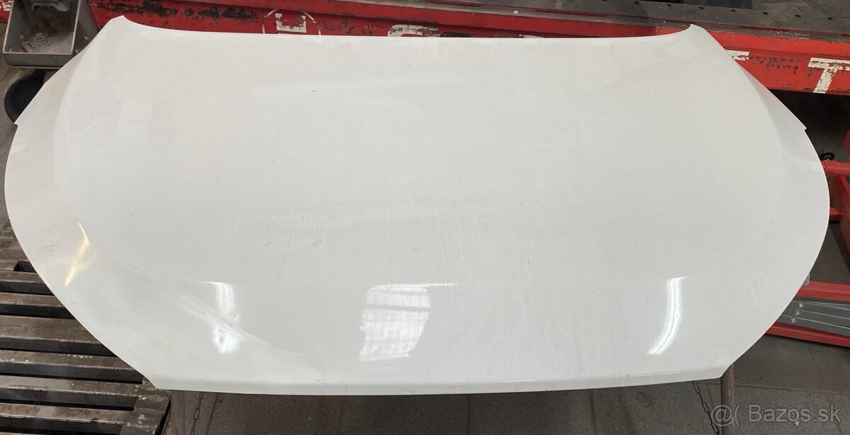 Predná kapota na Hyundai Tucson - 14