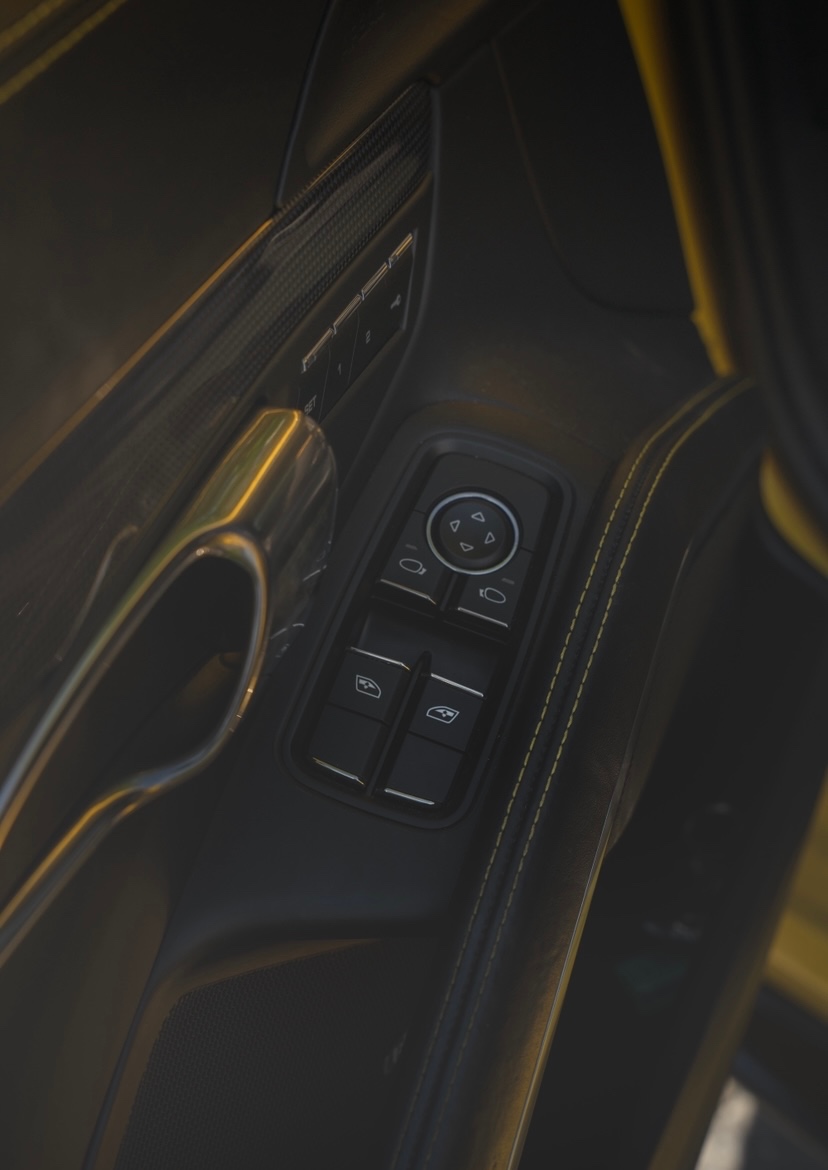 Porsche 911 turbo s - 14