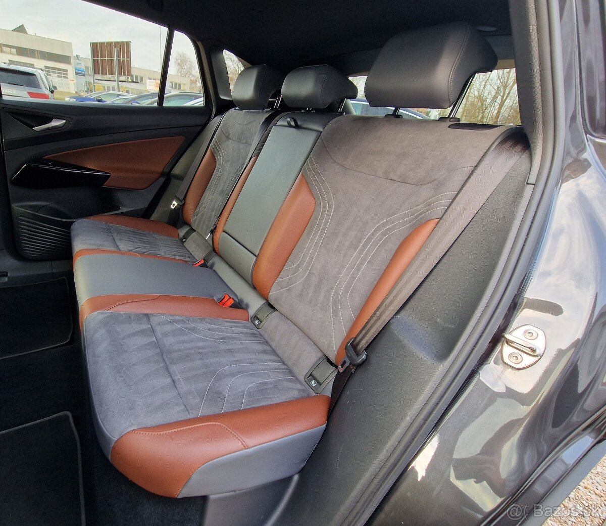 VOLKSWAGEN ID.4 PERFORMANCE UPGRADE, 77KWH, 1ST - 14