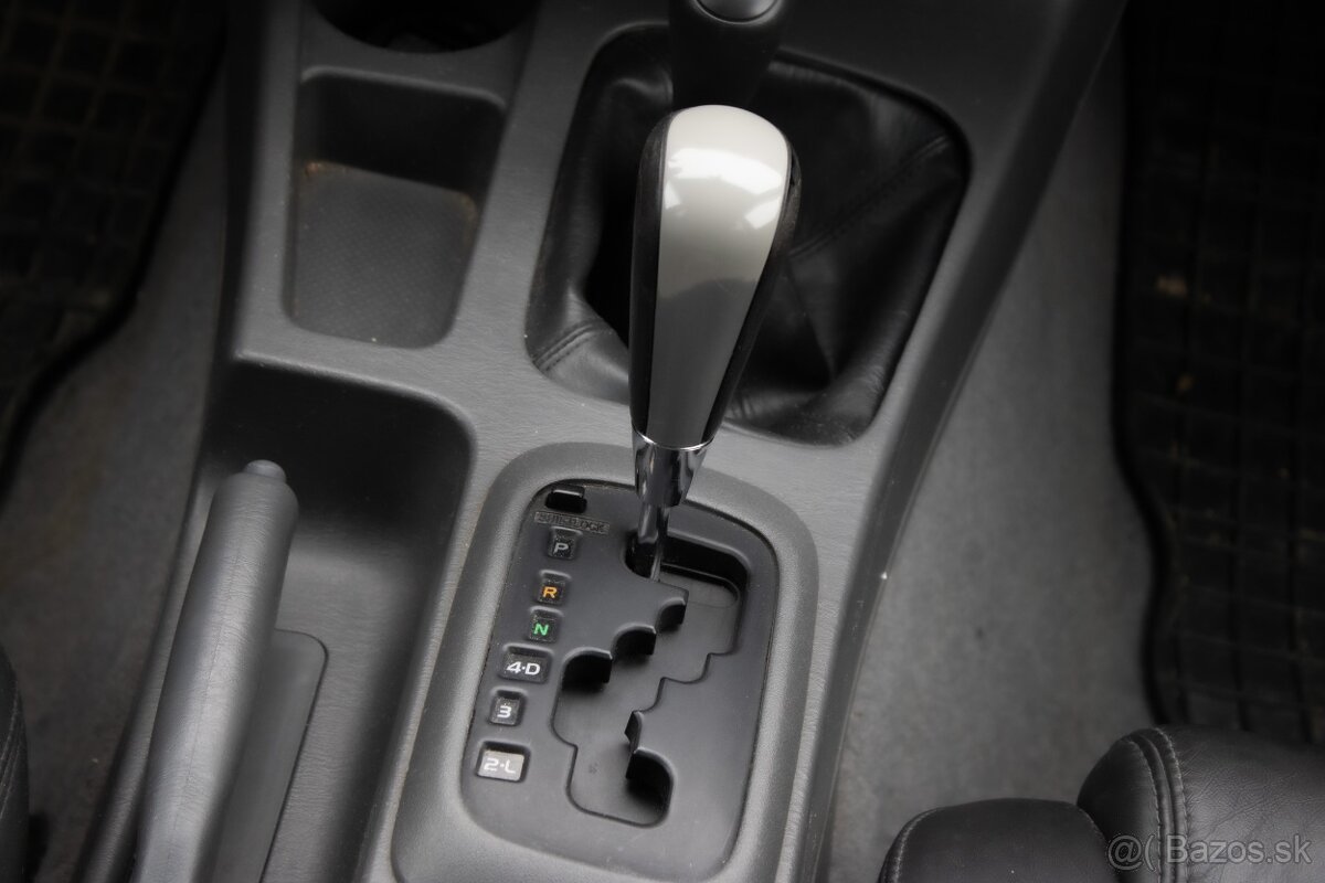 Toyota Hilux DC 3.0 I D-4D Sol A/T, 126kW, A5 08/2012 - 14