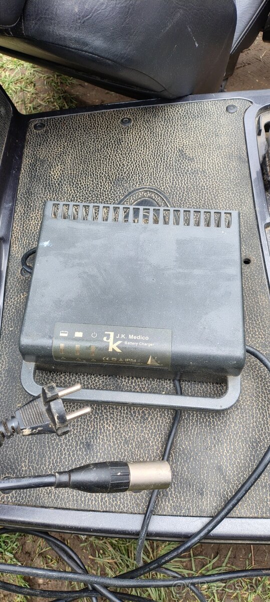 Elektrický skúter INVACARE - 14