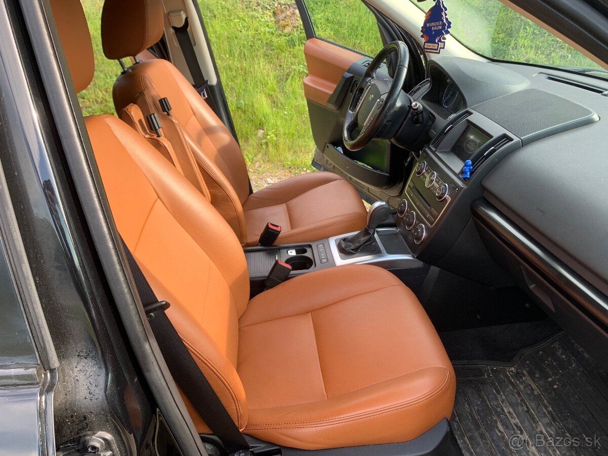 Land Rover Freelander 2 4x4 - 14