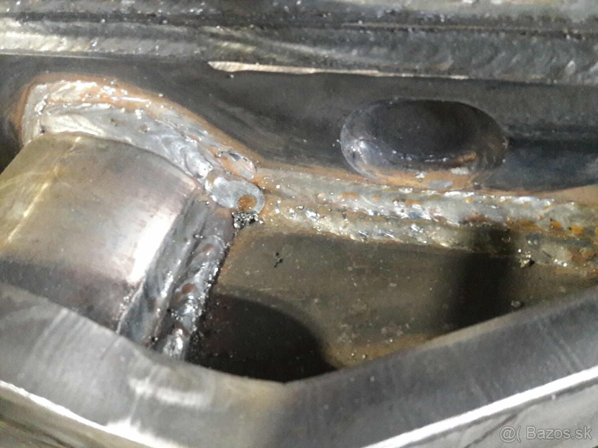 HĽADÁM PRÁCU ZVÁRAČ CO2 - 14