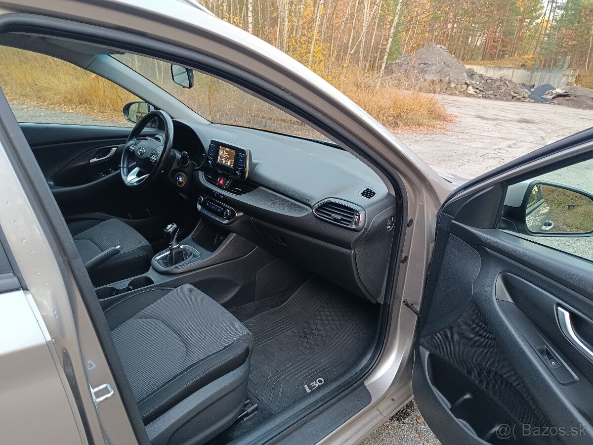 Hyundai I30 kombi rok 2018,najeto: 112.252 km, Nové v CZ - 14