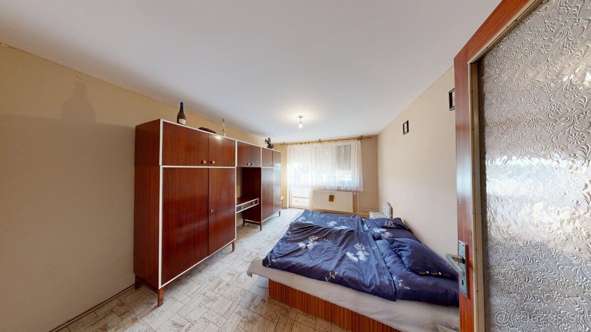 4 IZBOVÝ RODINNÝ DOM S GARÁŽOU LEN 6 km OD TERMÁLNEHO MESTA - 14