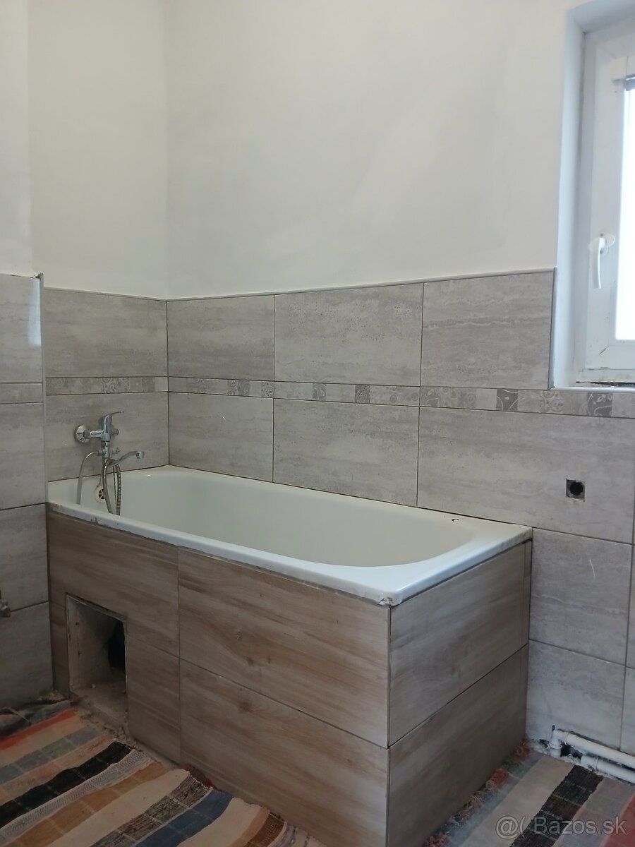 PRAKOVCE - veľký dvojgeneračný dom po rekonštrukcii - 14