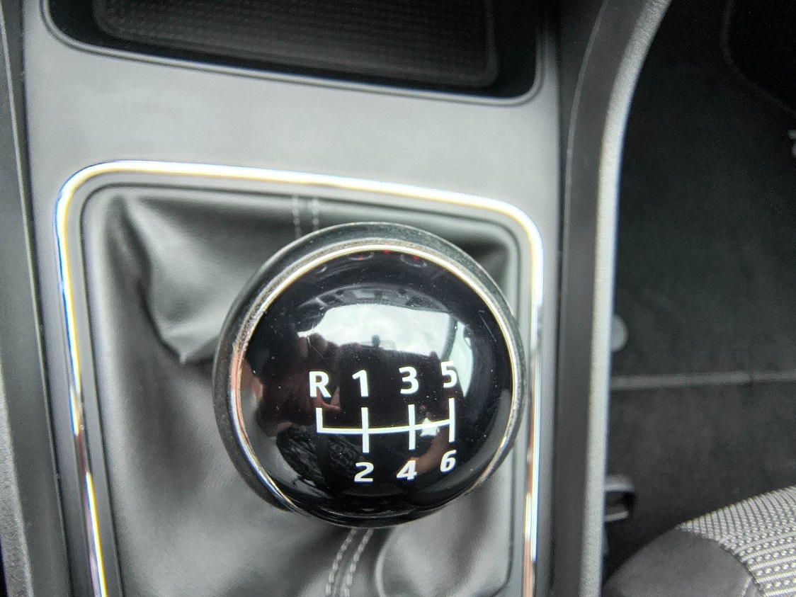 2018_SEAT LEON combi TGI_benzín-plyn_1.maj.SR_6.250€ netto_ - 14