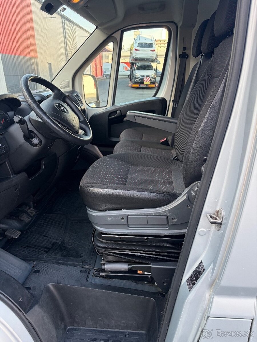 Opel Movano 2.2, r.v. 2022, DPH - 14