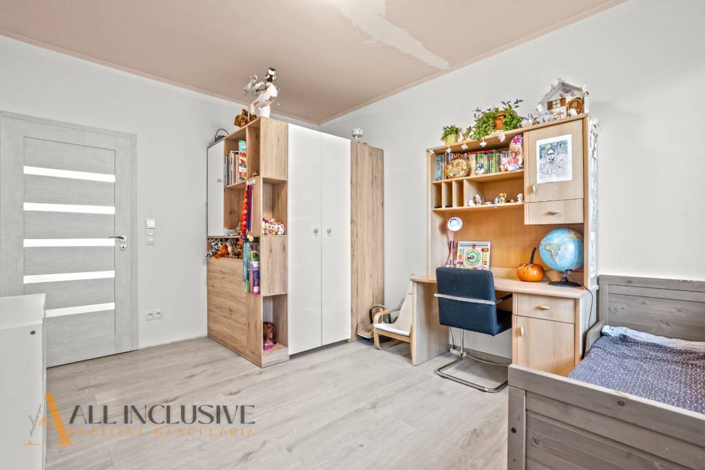 ALL INCLUSIVE | NA PREDAJ 5-IZBOVÝ RODINNÝ DOM VO VEĽKEJ PAK - 14