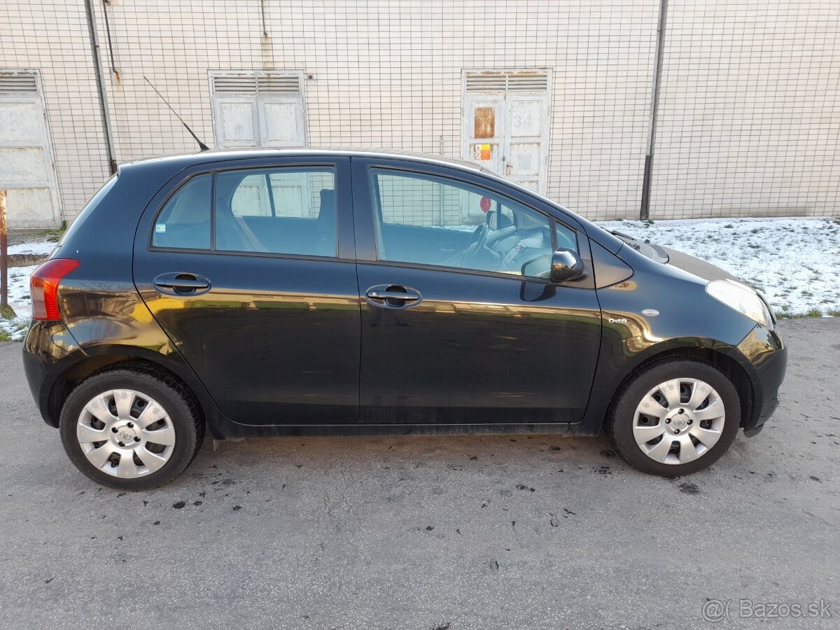 Predám-Toyota Yaris 1,4 D-4D diesel,66kW,AUTOMAT,naj138000km - 14