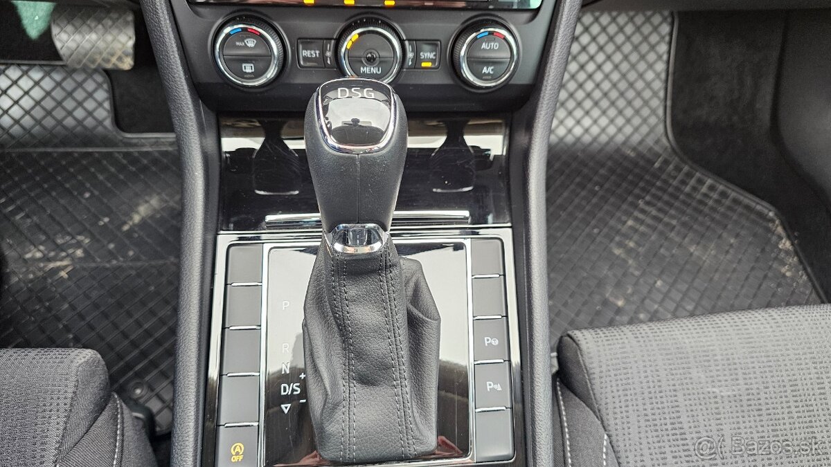 Škoda Superb 1.6 TDI Ambition DSG 2017 - 14