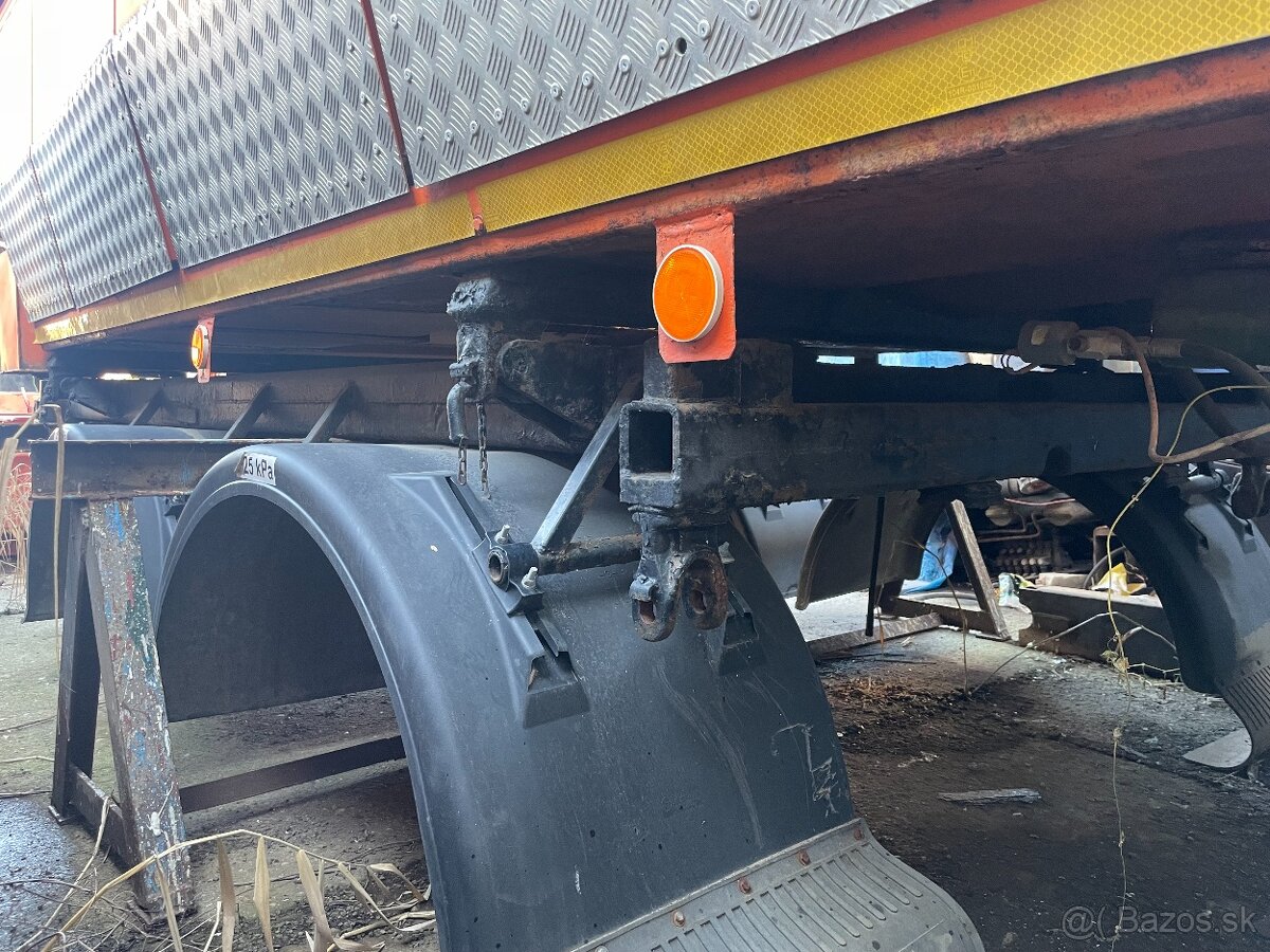 Tatra T 815 sypač s pluhom a zároveň sklápač S2 - 14