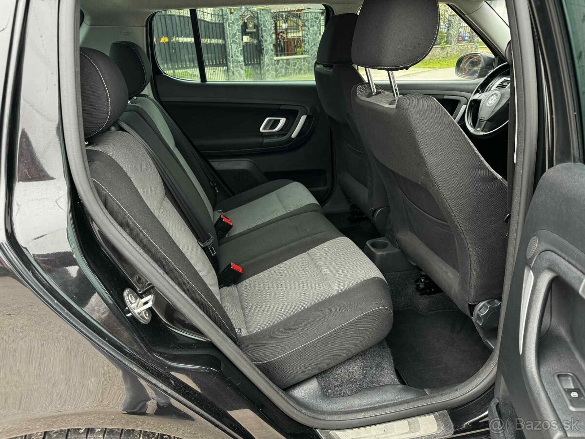 Škoda Fabia 1.6 16V SPORTLINE EDITION - 14