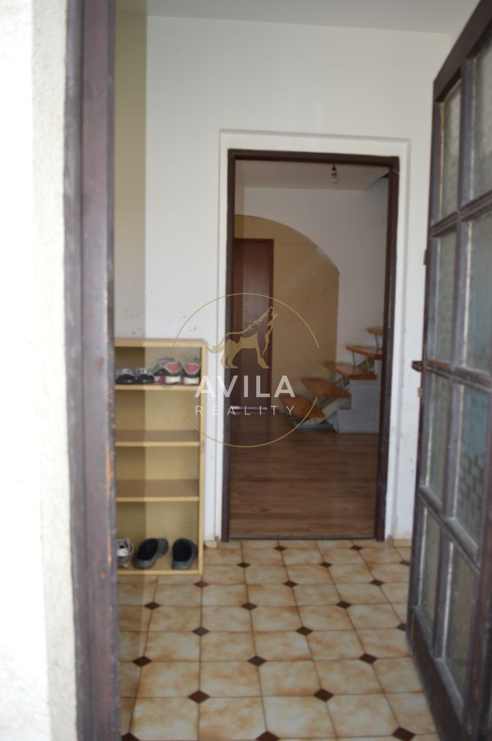 NA PREDAJ: 6-izb.,2-posch.,2-generačný RD s pozemkom 800m2 - - 14