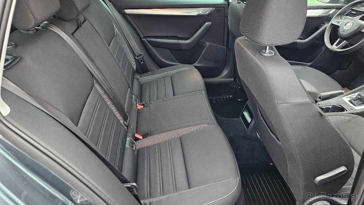 Škoda Octavia Combi 1.6 TDI 115k Team DSG - 14