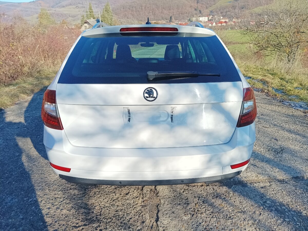 ŠKODA OCTAVIA COMBI lll 1,6 TDI CR CHROM NAVI LED MODEL 2020 - 14