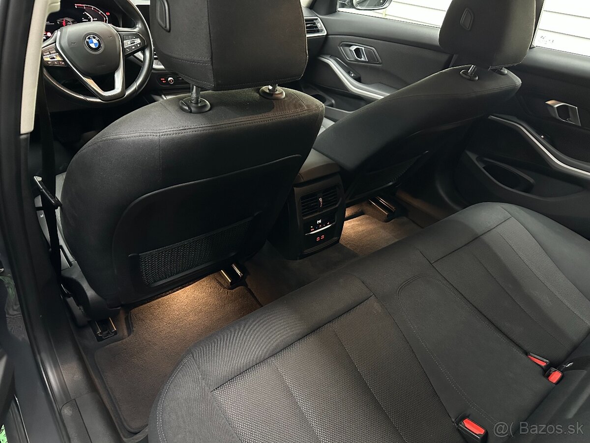 BMW 318d Touring 2020 - 14