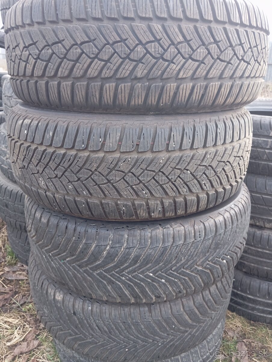 215/55r17 4ks zimne - 14