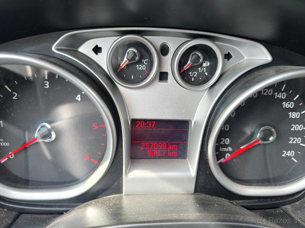 Ford Focus 2008 - 14