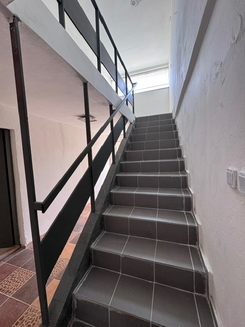 ZNÍŽENÁ CENA -Predáme dom-4 bytové jednotky v obci Jasová - 14