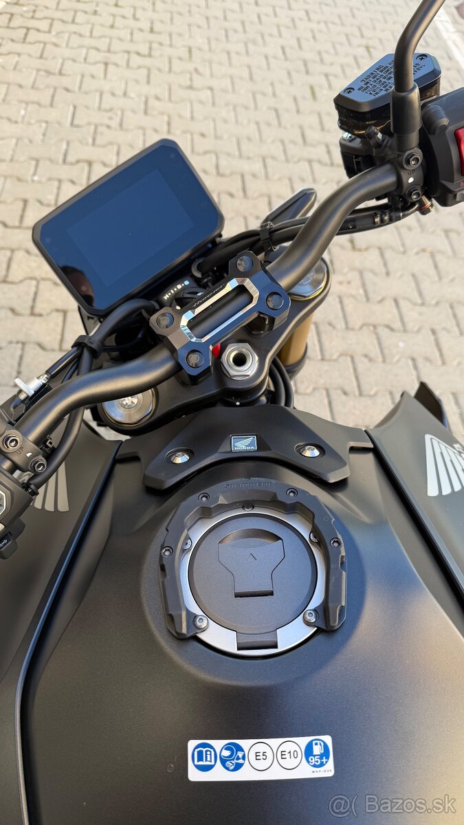 Honda CB1000 Hornet SP - 14