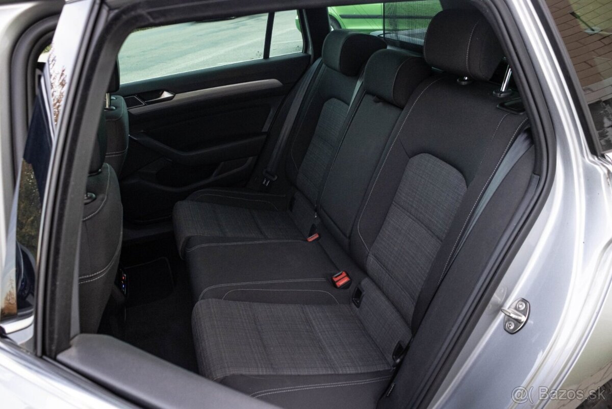 Volkswagen Passat Variant 2.0 TDI Elegance DSG - 14