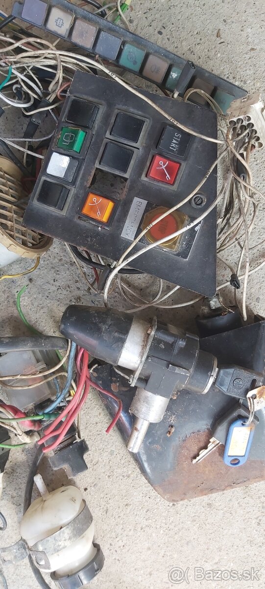 Predám štartér AVIA škoda .....a..... nd multicar 25, avia - 14