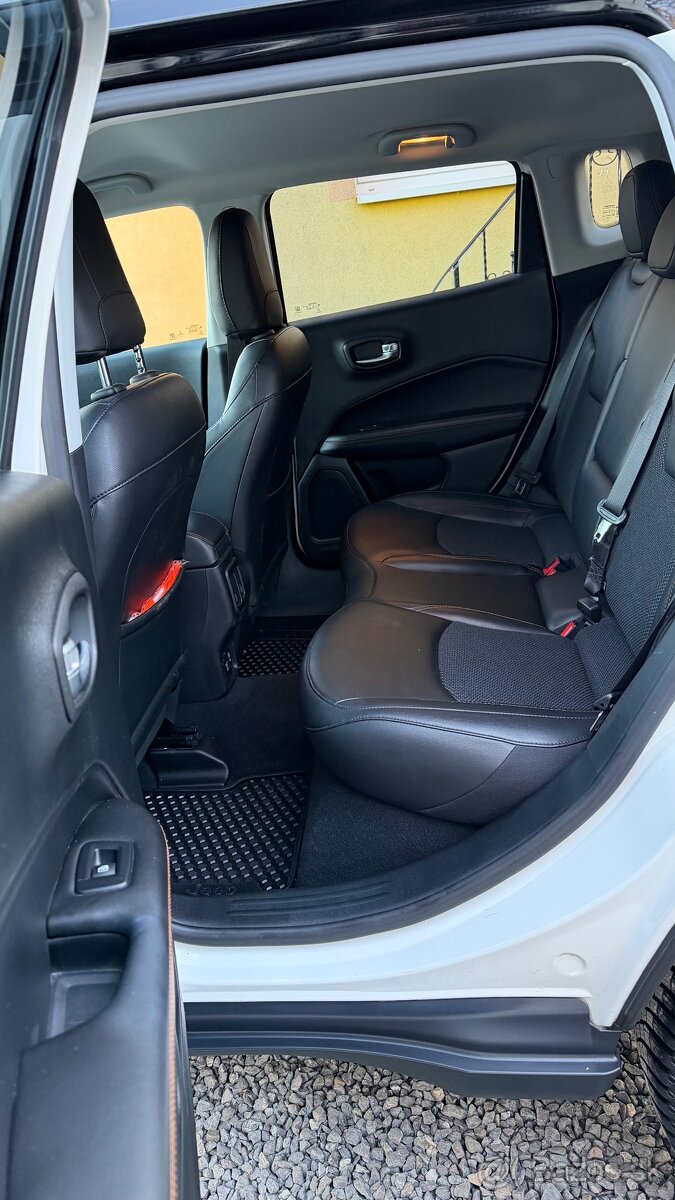 Jeep Compass 4x4 - 14
