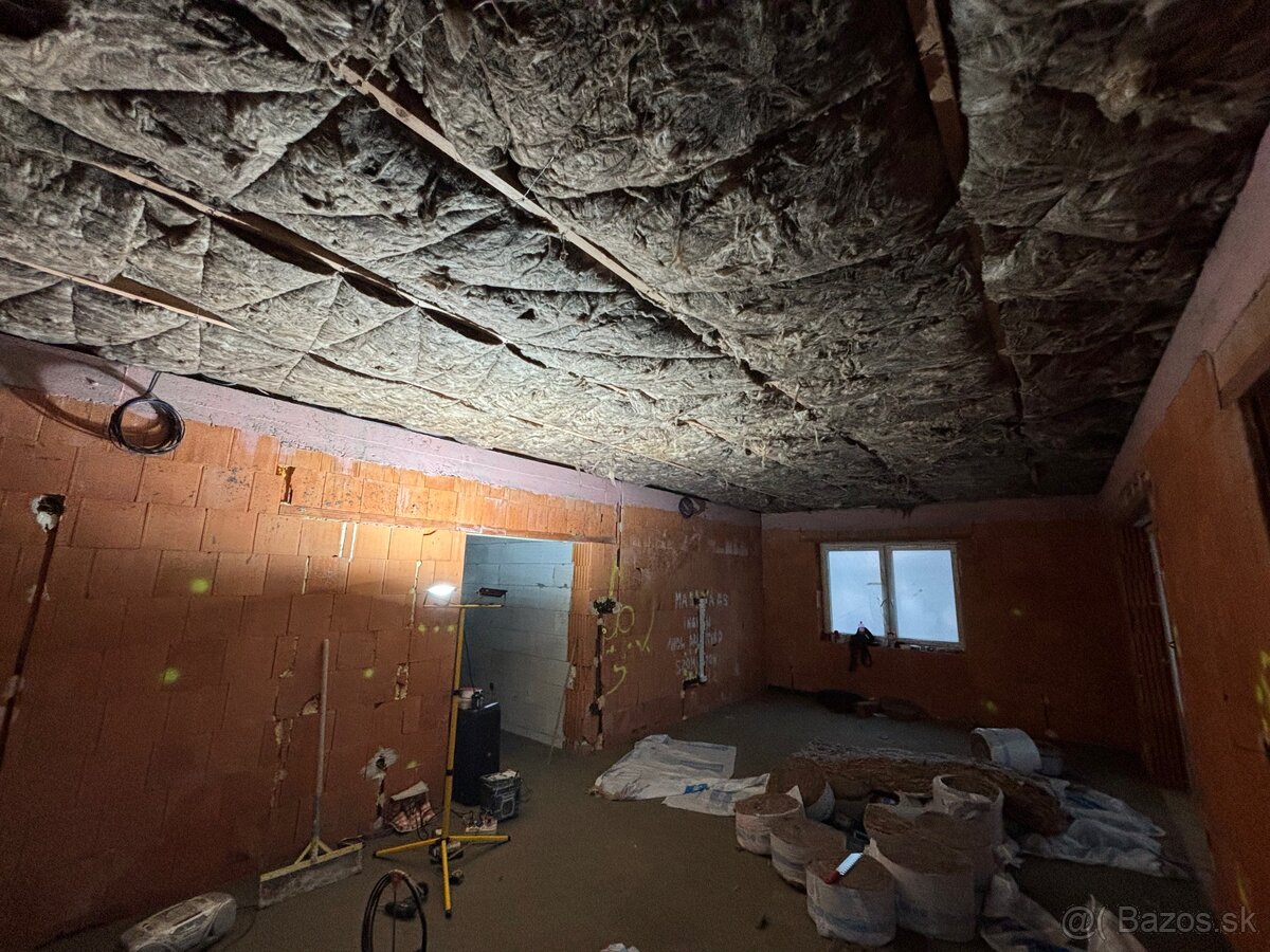 Rekonštrukcie bytov , domov - 14