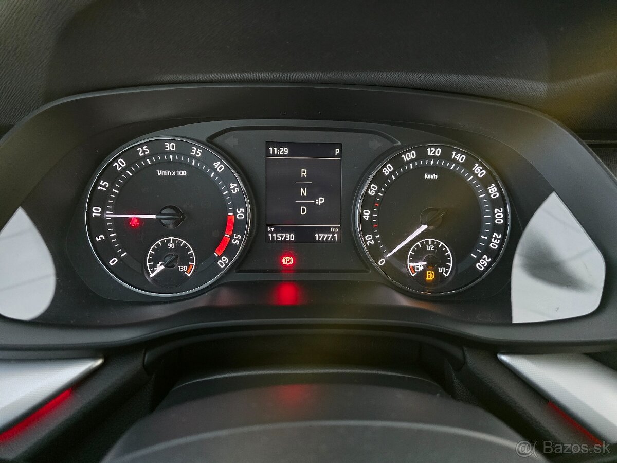 Škoda Octavia Combi 2.0 TDI SCR Ambition DSG - 14