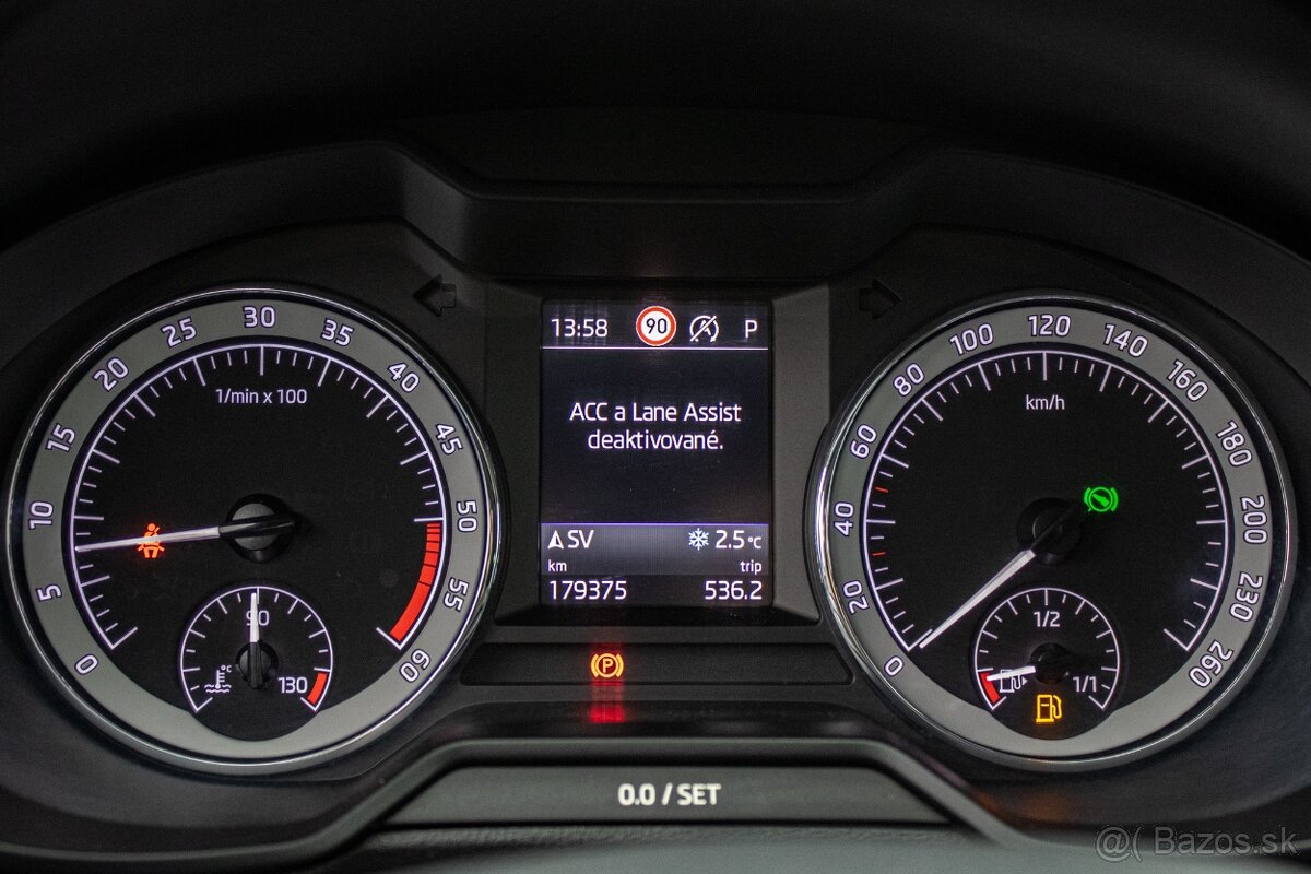 Škoda Octavia Combi 2.0 TDI Style DSG - 14