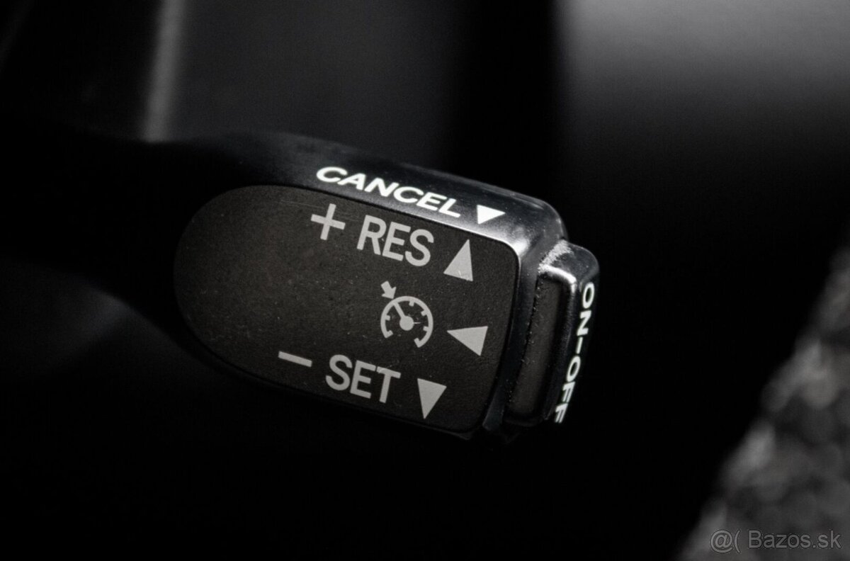 Toyota RAV4 2.2 D-4D 110kw MT/6 2013 - 14