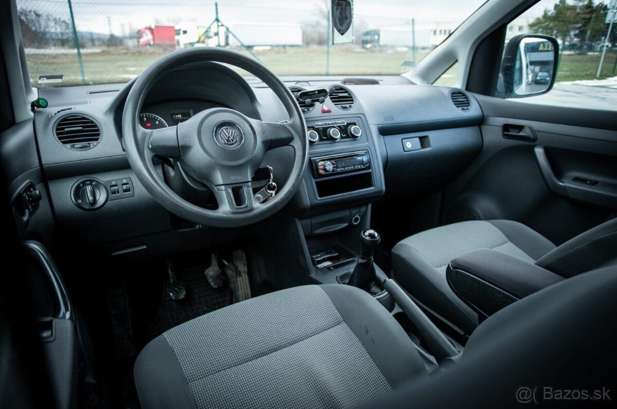 VOLKSWAGEN CADDY Maxi 1.6 TDI 75kW M5 2011 - 14