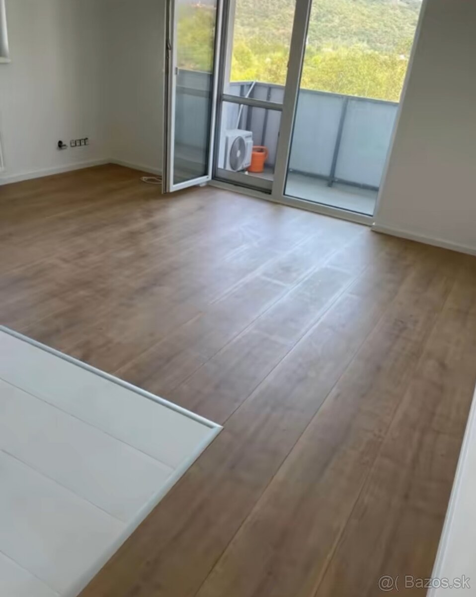 Pokládka plávajúcej podlahy + interiérové dvere - 14