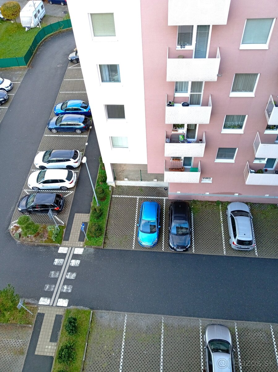 Novostavba : 2 izbový byt s veľkou loggiou 8 m2 | 53 m2 | KE - 14