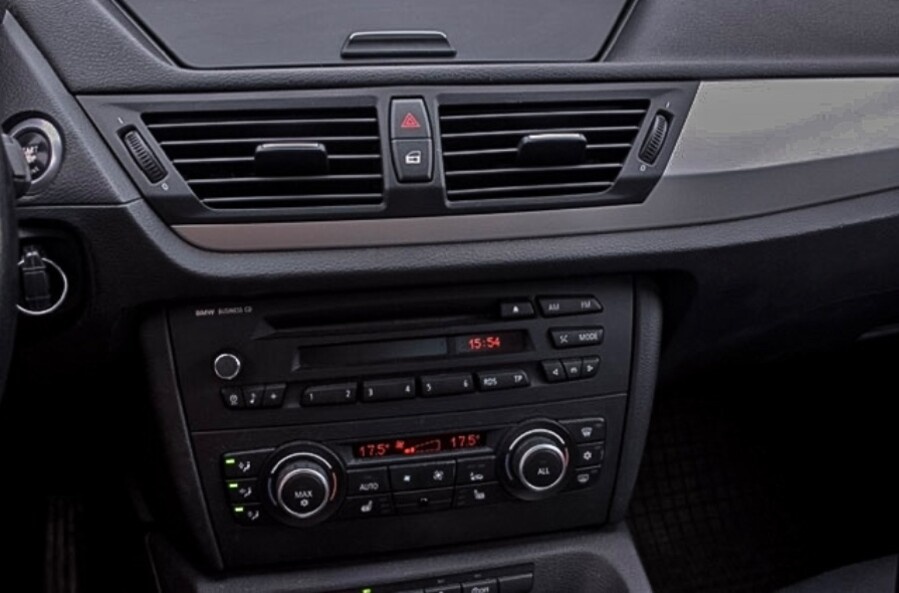 BMW X1 r.2010 , 110kw 4x4 - 14