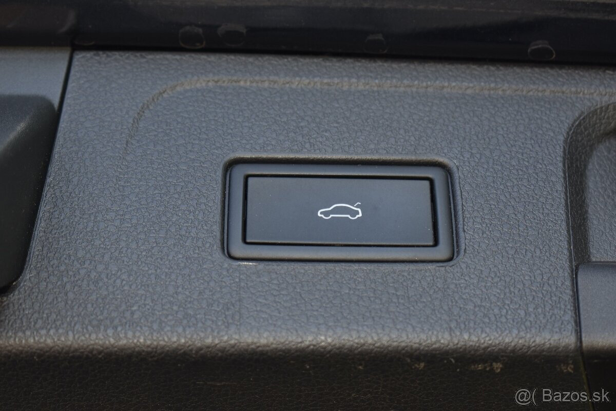 Volkswagen Passat Variant B8.5 rok.21 - 14