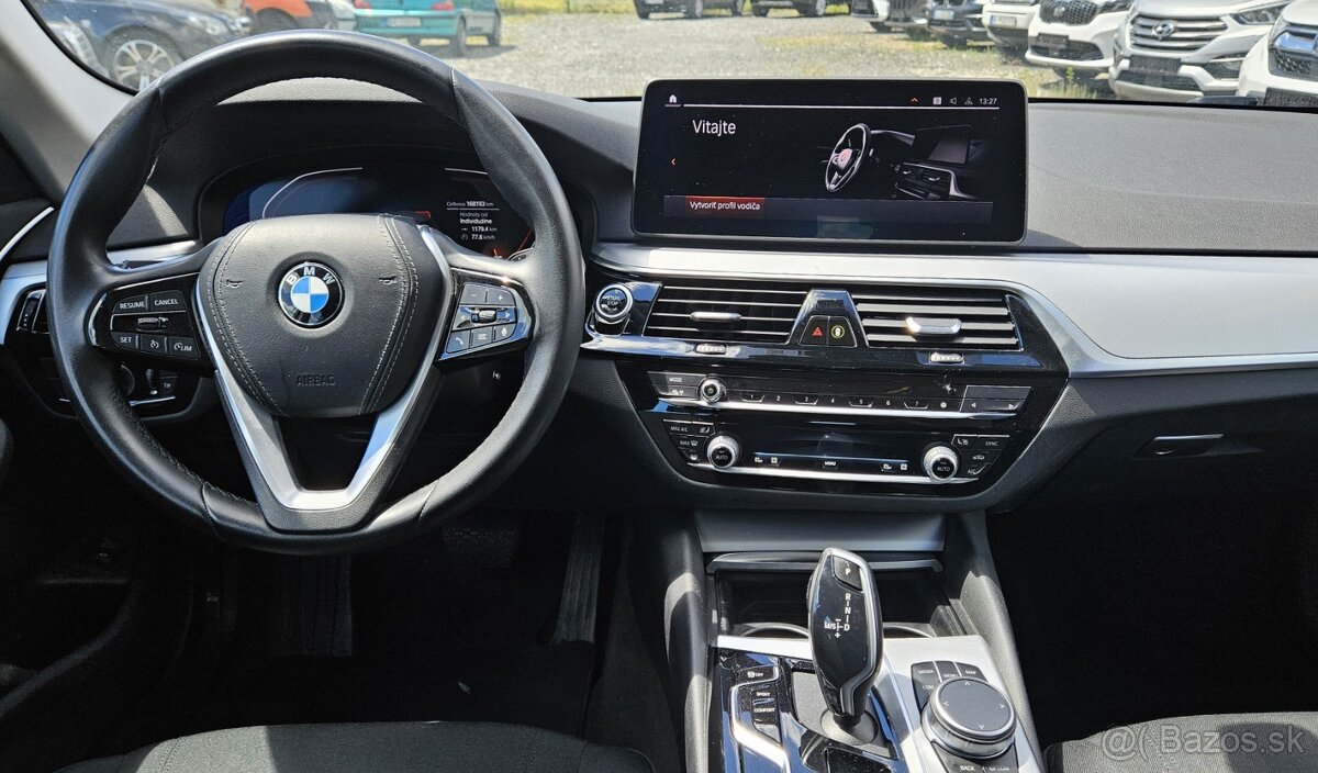 BMW Rad 5 Touring 520d MHEV hybrid - 14