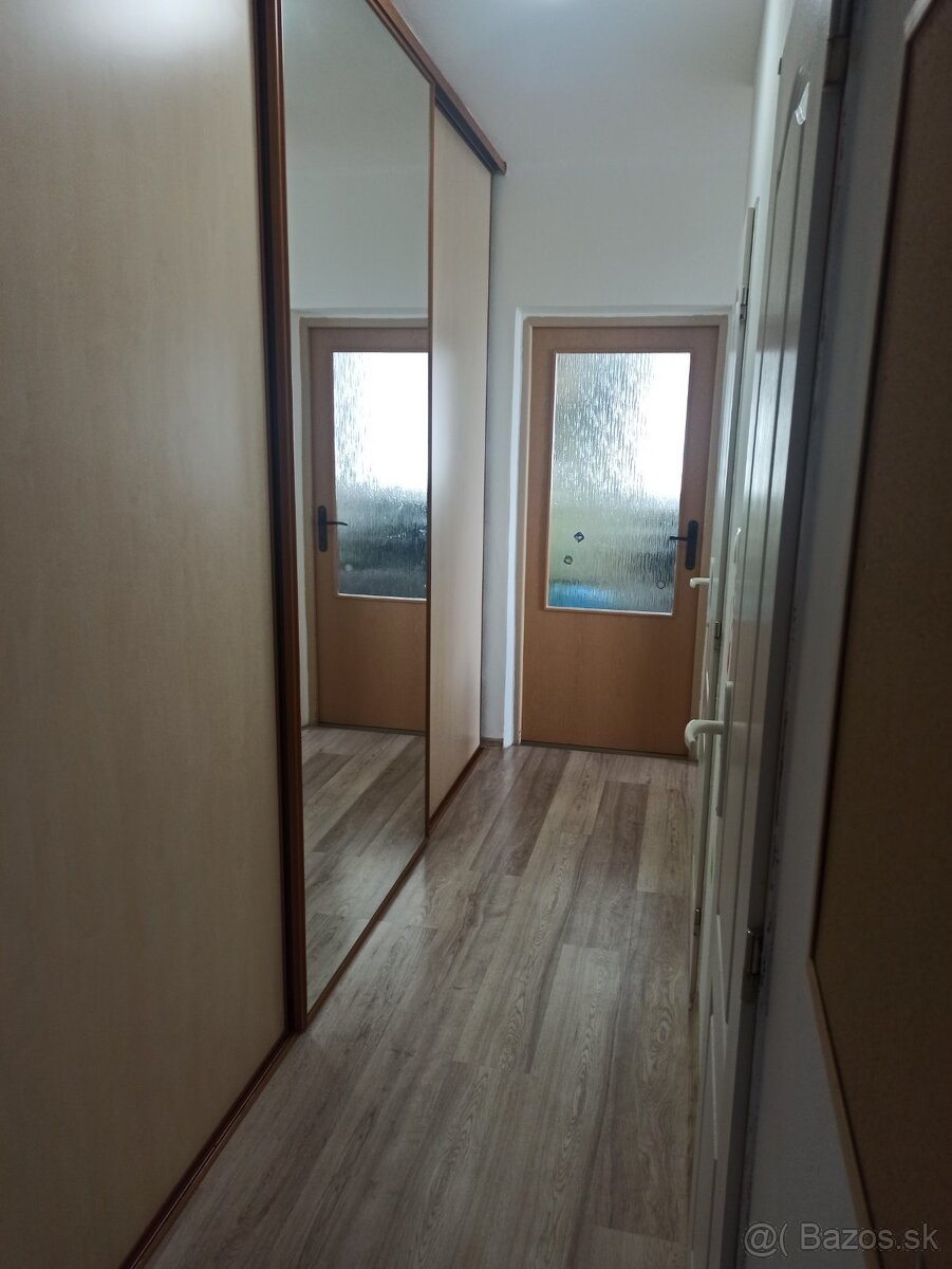 3 izbovy byt - 14