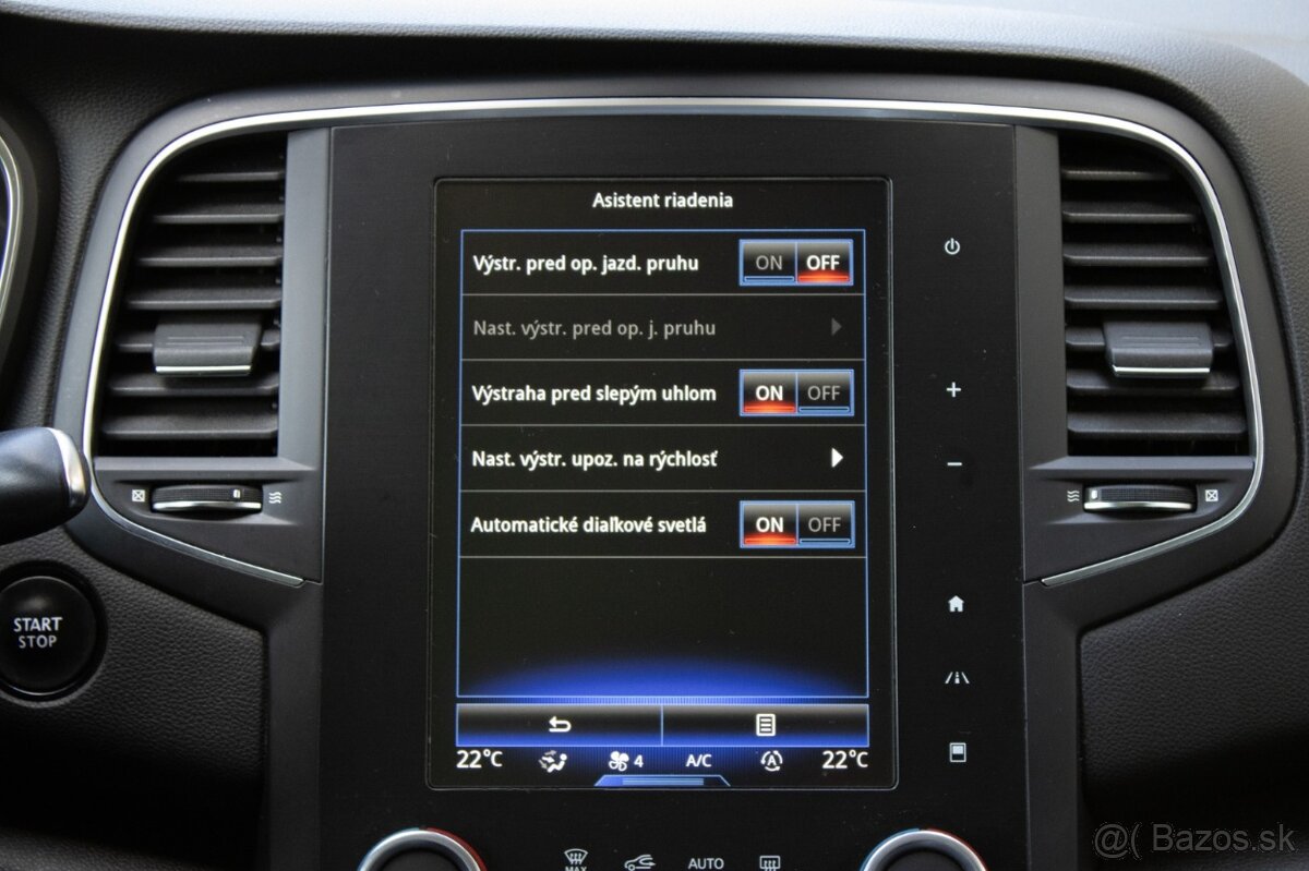 Renault Mégane Grandtour Energy TCe 130 BOSE 97kW 12/2017 - 14