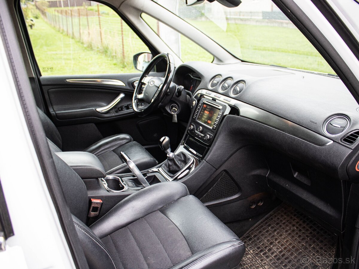 Ford Galaxy 2.2 TDCi DPF 200k Titanium - 14