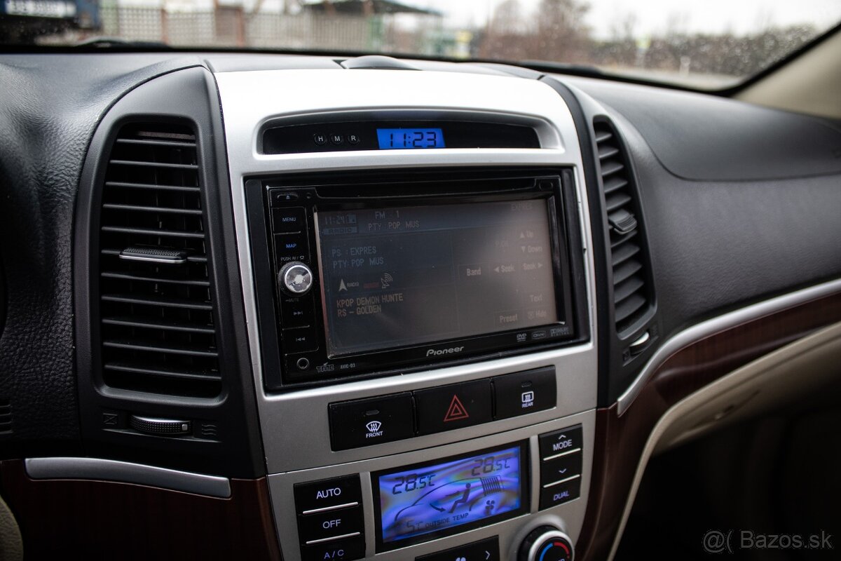 Hyundai Santa Fe 2.2 CRDi VGT Premium - 14