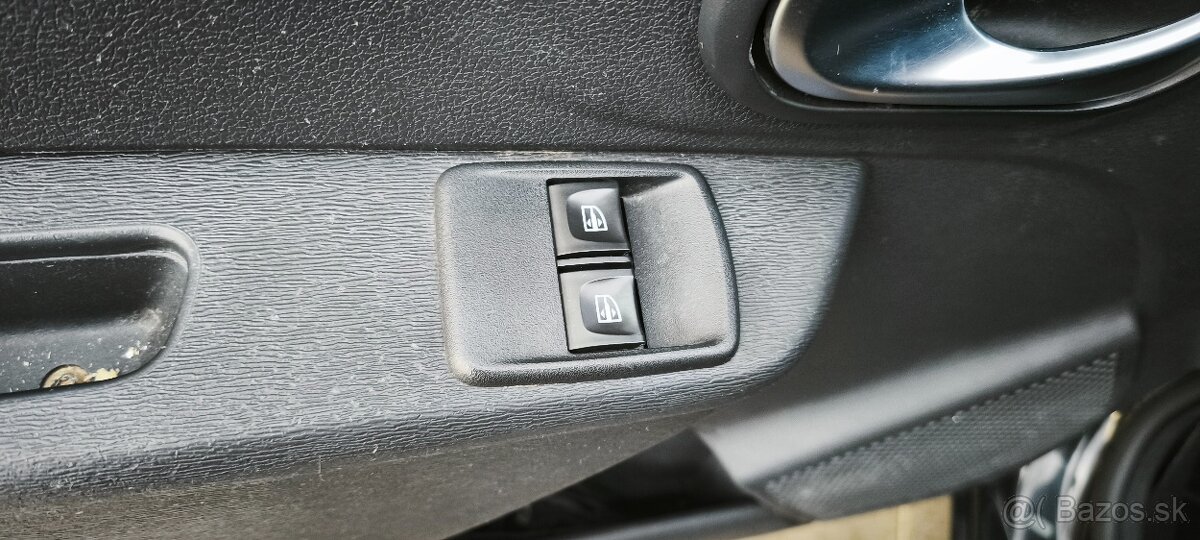 Dacia Dokker 1.6 SCe Stepway 75kW102HP M5 - 14