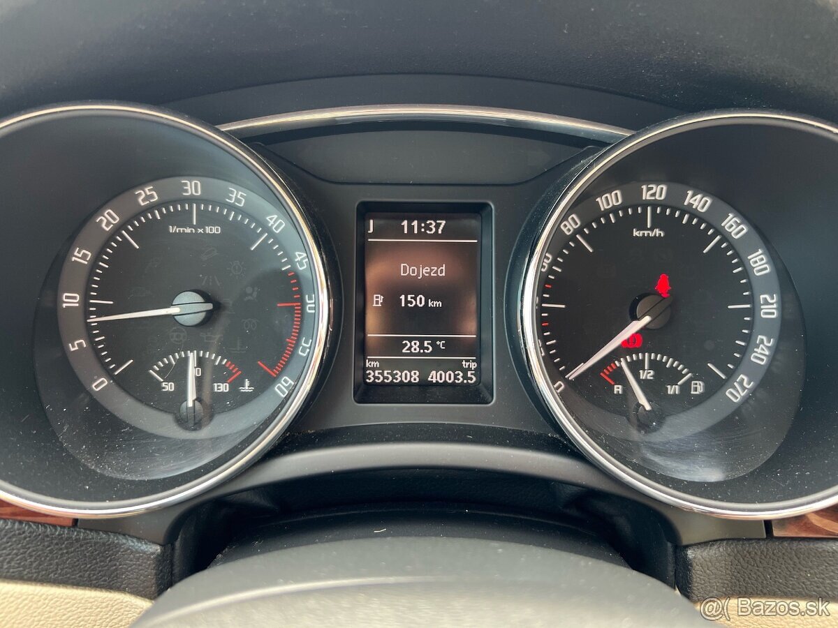 Škoda Superb 1.6TDI diesel, 77kW, MT/5, rok:03.2011. - 14