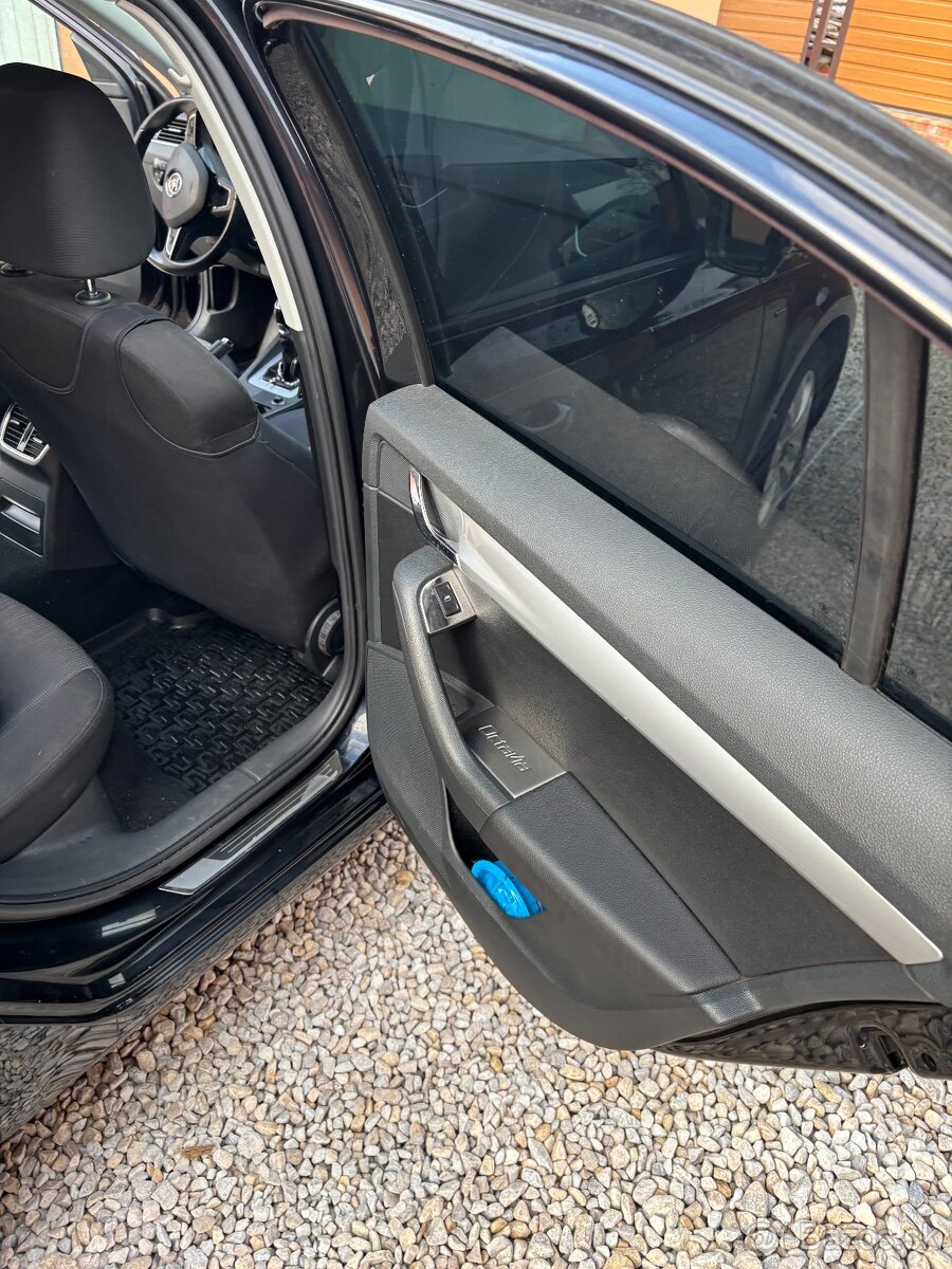 ŠKODA OCTAVIA III 1.6 TDI - 14